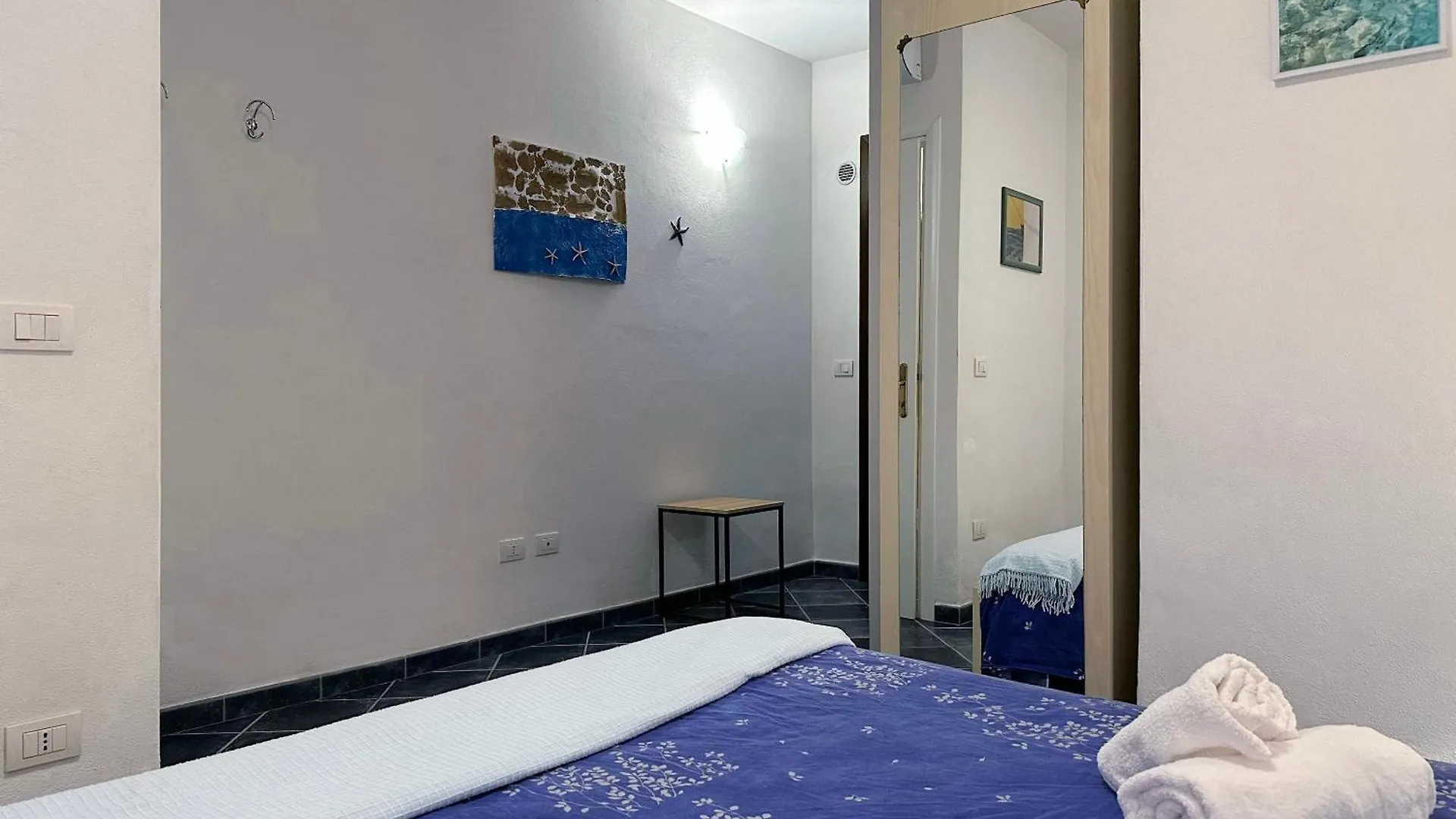 בית נופש פאלאו Spiaggia A 5 Minuti, Giardino E Vista Mare - Due Splendide Villette Indipendenti