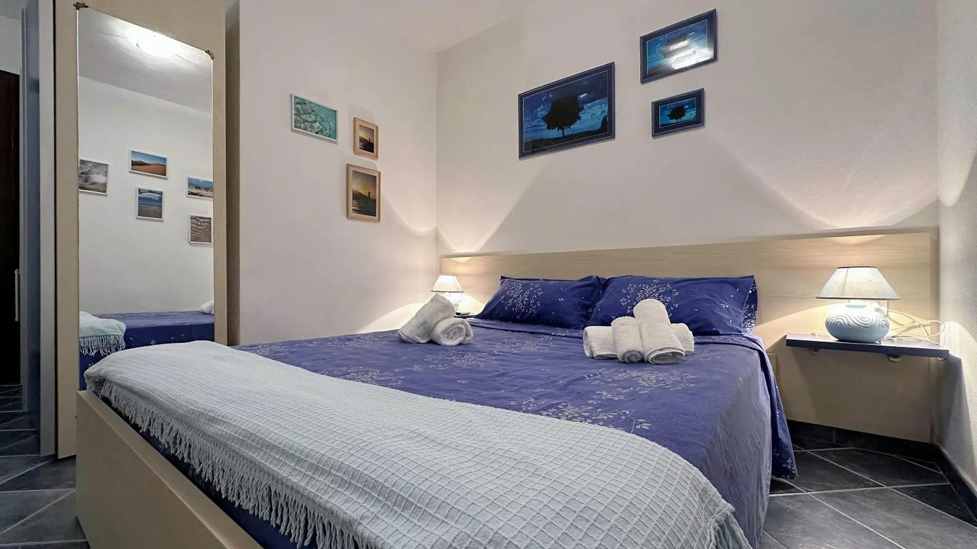 פאלאו Spiaggia A 5 Minuti, Giardino E Vista Mare - Due Splendide Villette Indipendenti 0*,  איטליה
