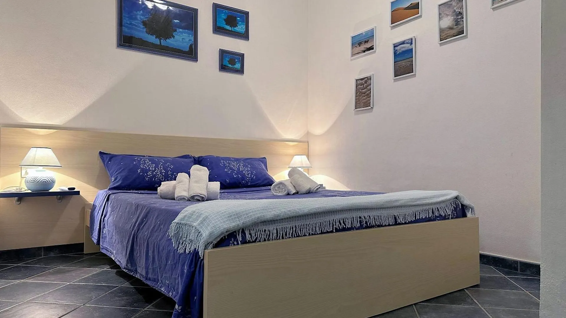 פאלאו Spiaggia A 5 Minuti, Giardino E Vista Mare - Due Splendide Villette Indipendenti 0*,  איטליה